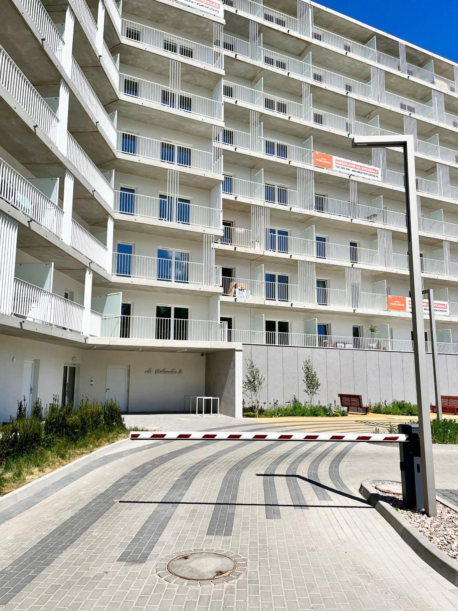 Apartament Zielone Podwale Walbrzych Ngoại thất bức ảnh
